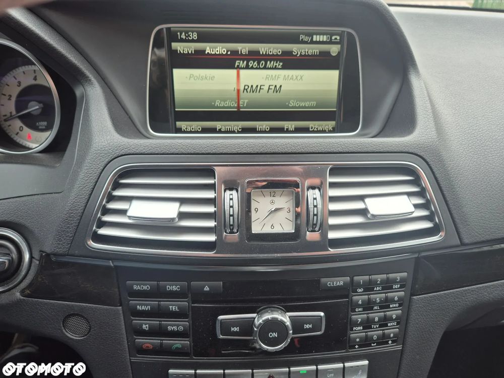 Mercedes-Benz Klasa E 250 7G-TRONIC - 20