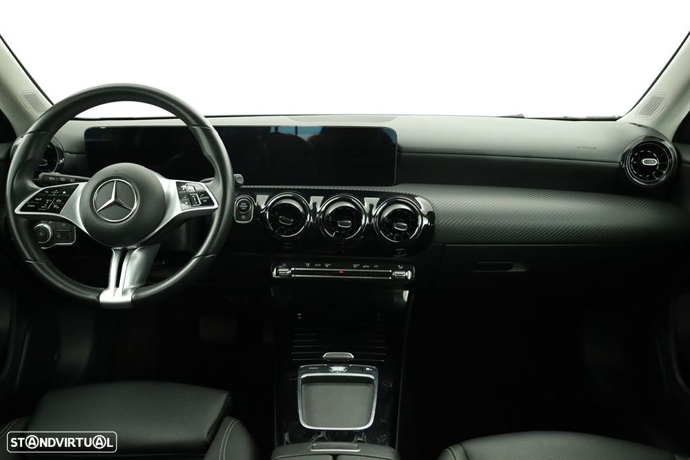 Mercedes-Benz A 200 Standard - 8