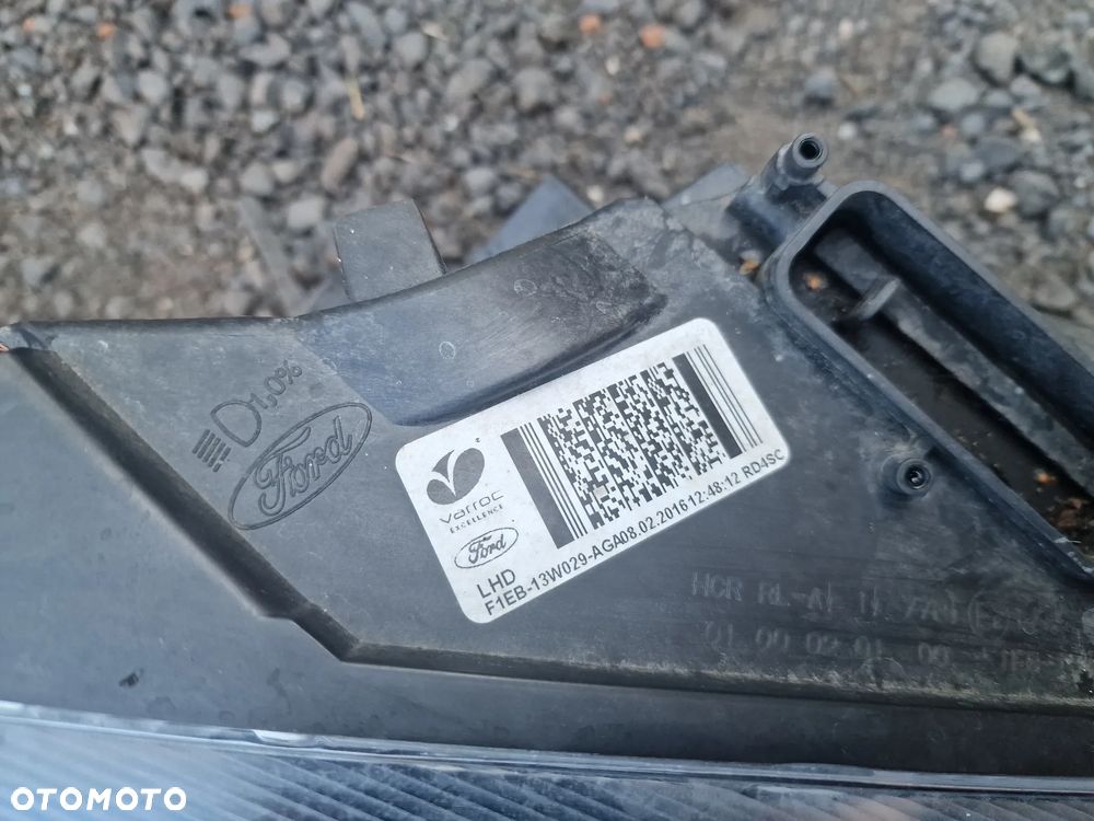 Kompletny  przód  ford  Focus  mk3  lift  w  kolorze  JF - 16