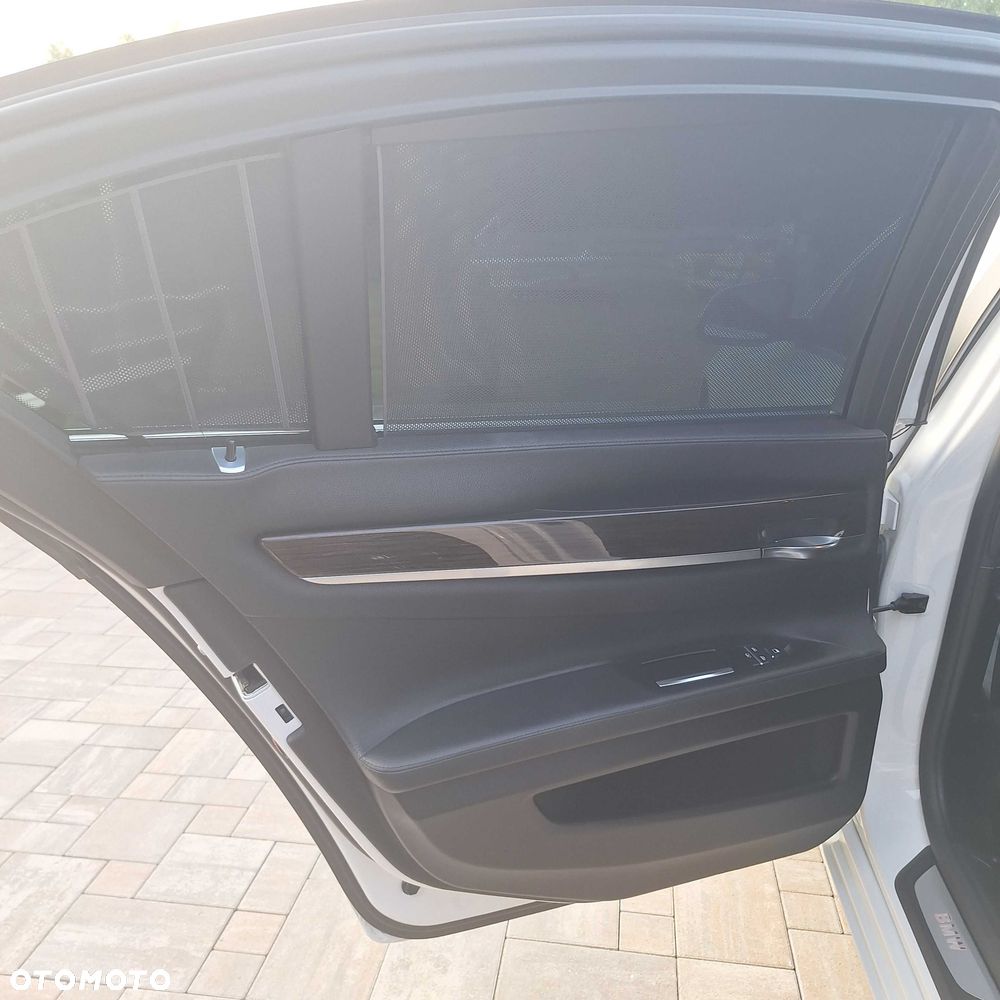 BMW Seria 7 - 3
