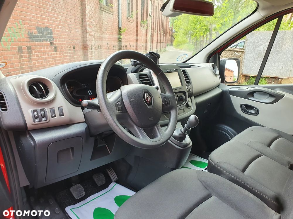 Renault TRAFIC - 11