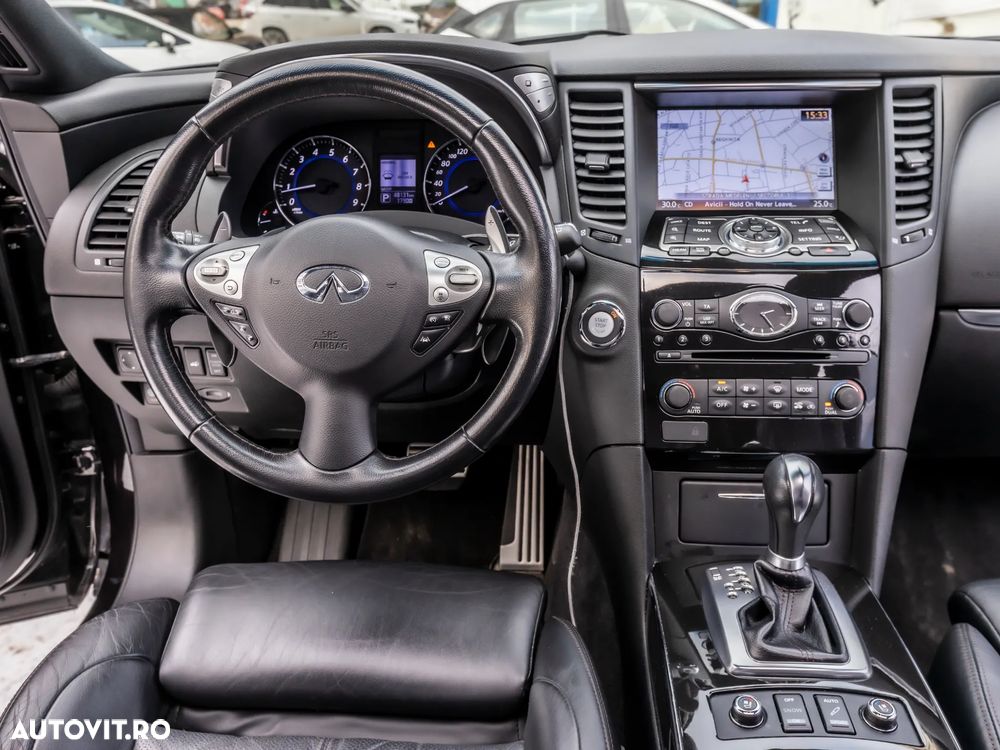 Infiniti QX70 5.0 AWD Aut. S Premium - 16