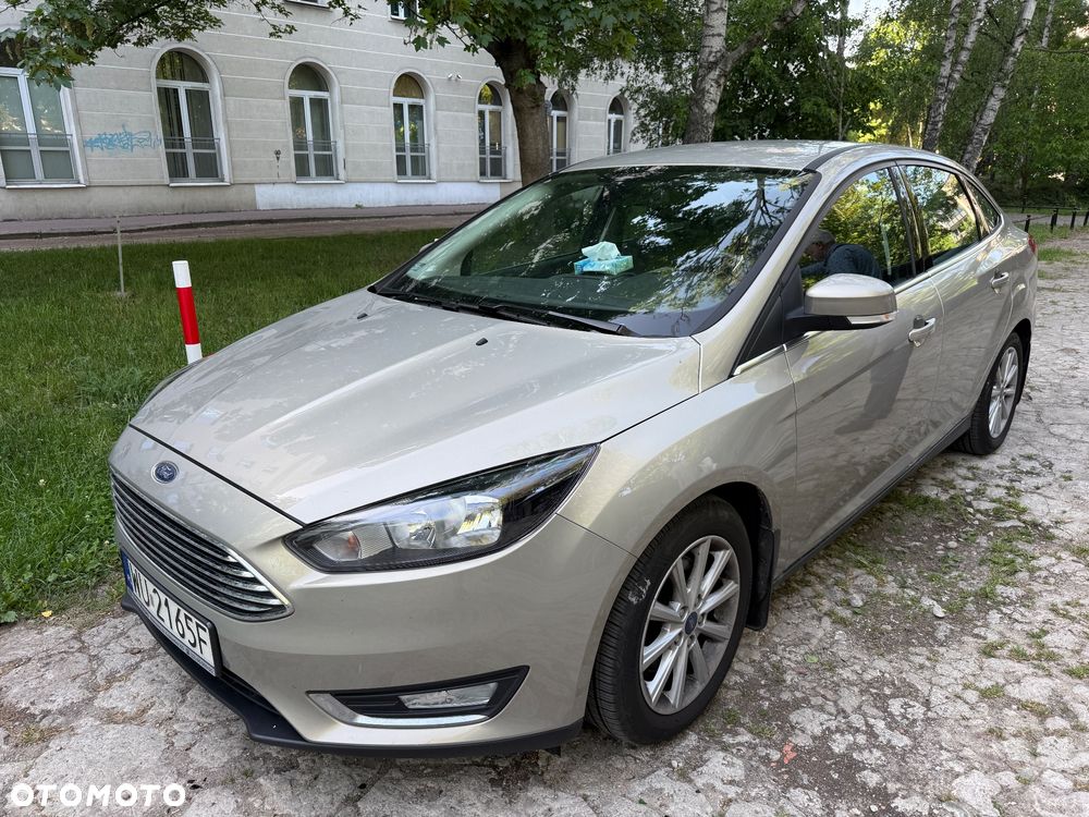 Ford Focus 1.5 EcoBoost Titanium - 1