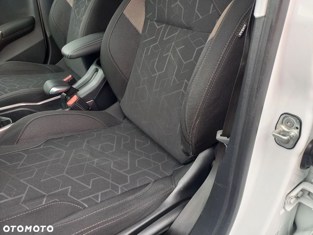 Peugeot 2008 BlueHDi 100 STOP & START Style - 35