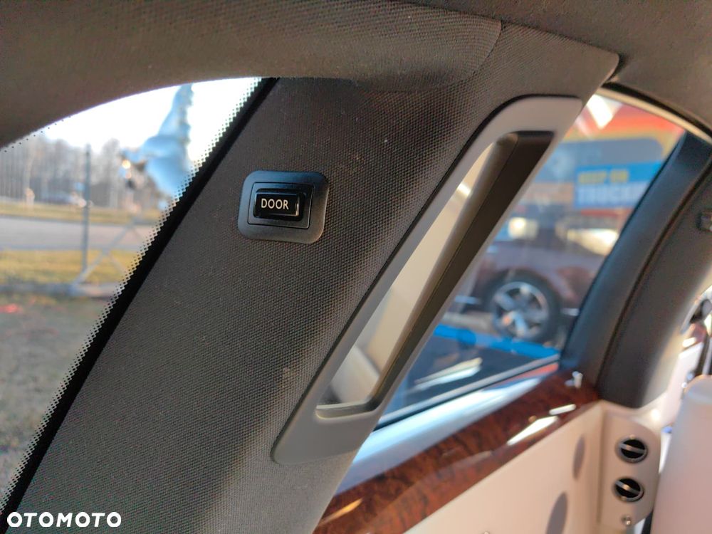 Rolls-Royce Ghost Standard - 34