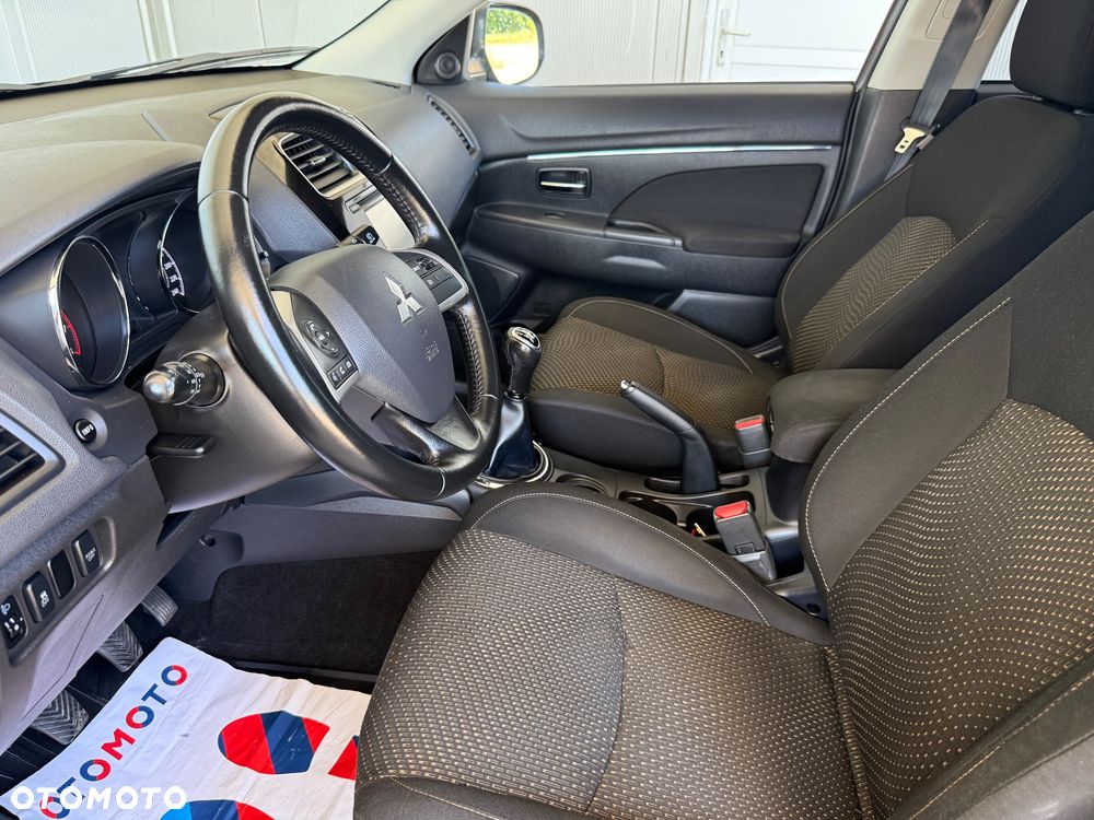 Mitsubishi ASX - 14