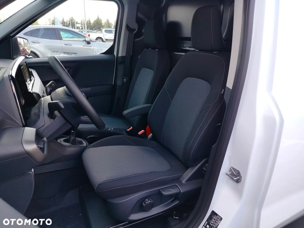 Ford Transit Courier - 4