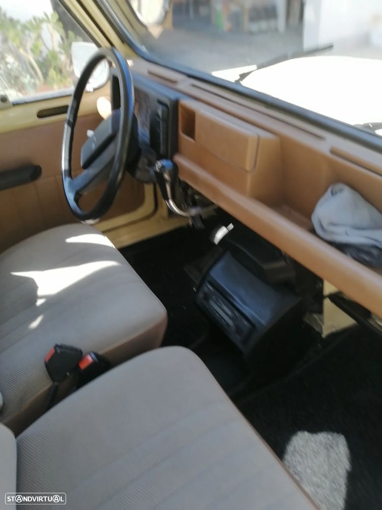 Renault 4 1.1 GTL - 11