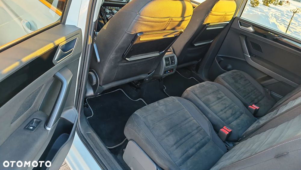 Volkswagen Touran 2.0 TDI SCR (BlueMotion Technology) DSG Highline - 26