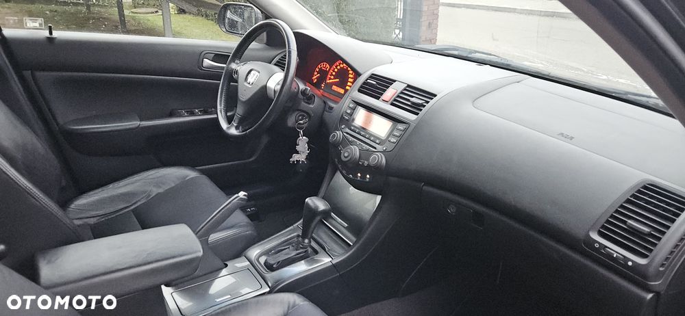 Honda Accord 2.0 Comfort - 5