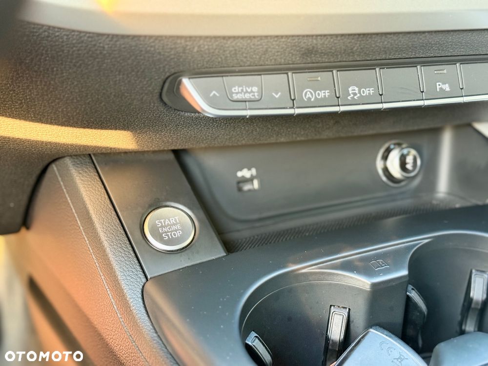 Audi A4 Avant 40 TDI S tronic - 11