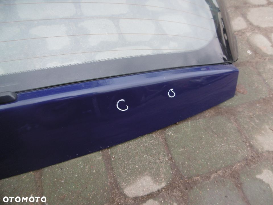 Klapa TOYOTA YARIS I - 5