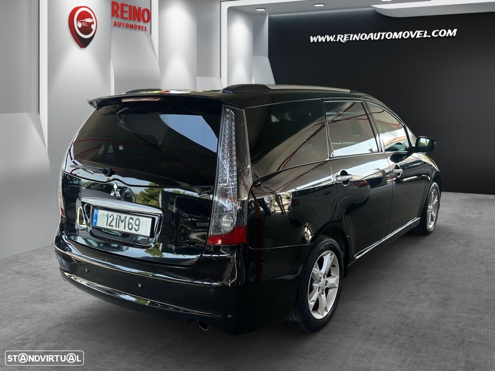 Mitsubishi Grandis 2.0 DI-D Insport - 3
