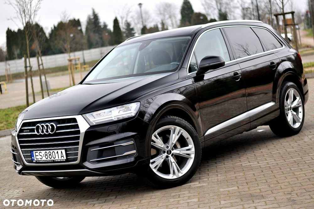 Audi Q7 - 1