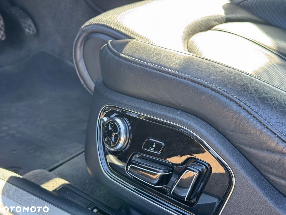 Audi A8 - 8