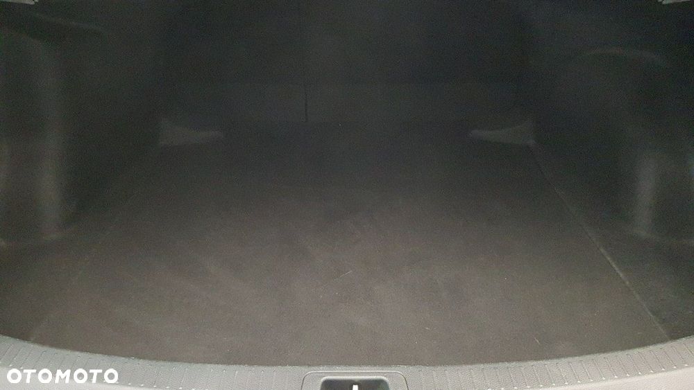 Toyota Corolla 1.8 Hybrid Comfort - 17