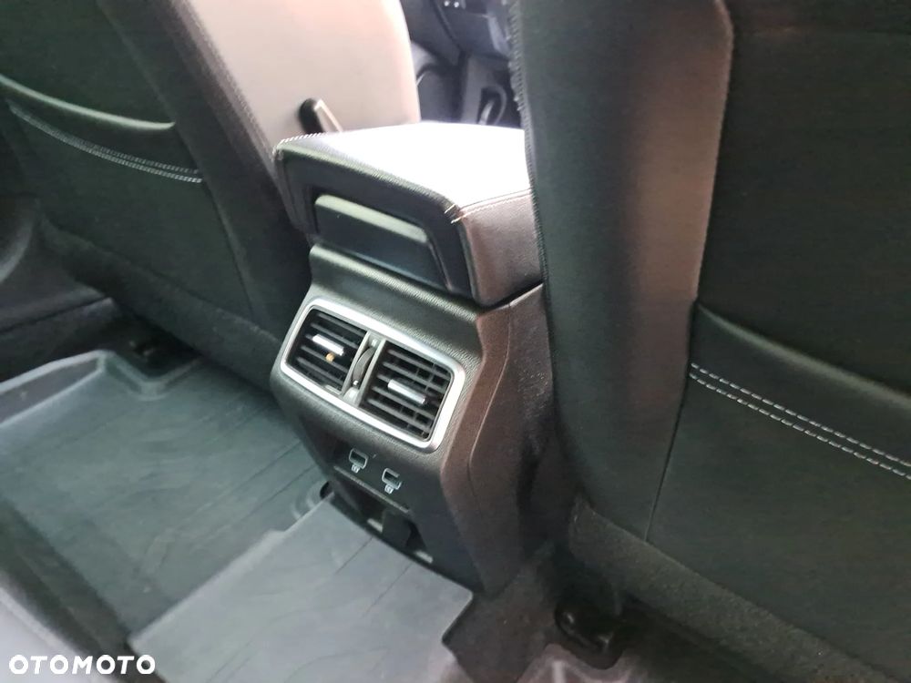 Renault Megane 1.3 TCe FAP Intens EDC - 21