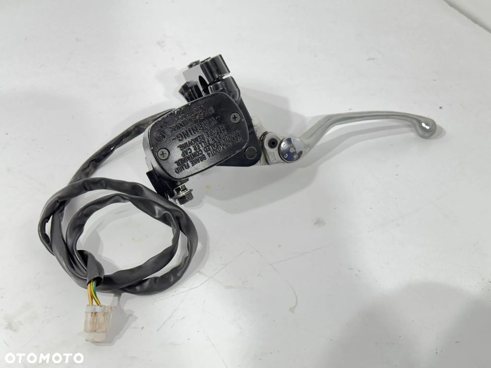 Pompa hamulca tył Yamaha T MAX T-MAX 530 560 16-21r. - 4