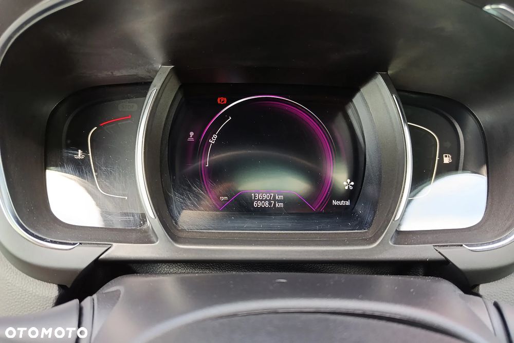 Renault Grand Scenic TCe 140 GPF BLACK EDITION - 21