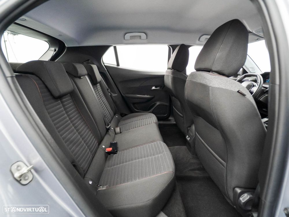 Peugeot e-2008 50 kWh Active Pack - 35