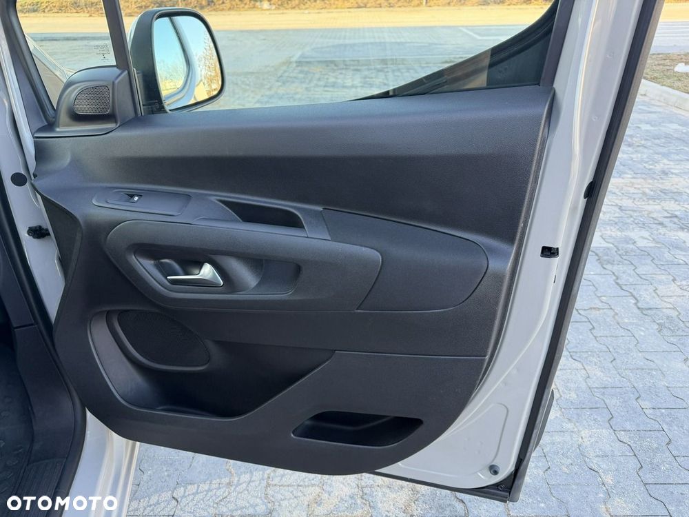 Opel Combo 1.5 CDTI Edition Plus S&S - 32