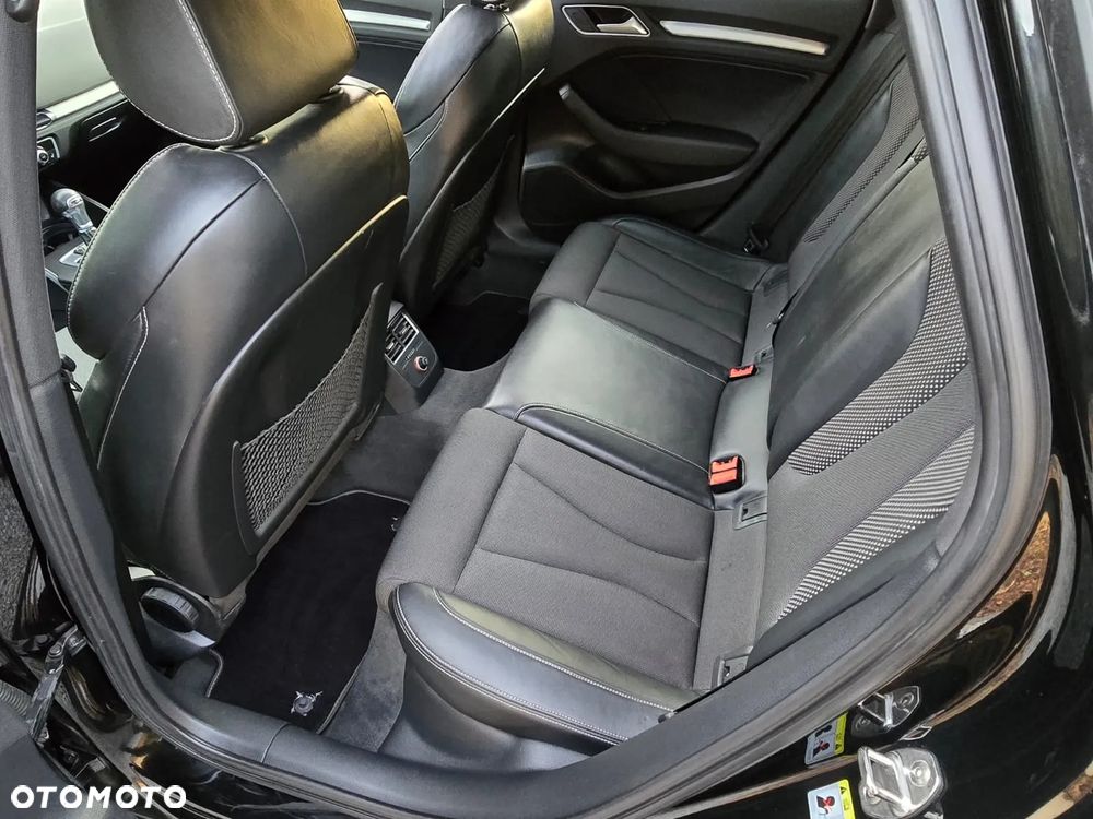 Audi A3 Sportback 1.6 TDI (clean diesel) S tronic S line Sportpaket - 9