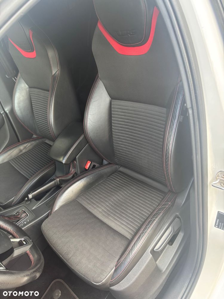 Skoda Octavia 2.0 TDI DSG RS - 14