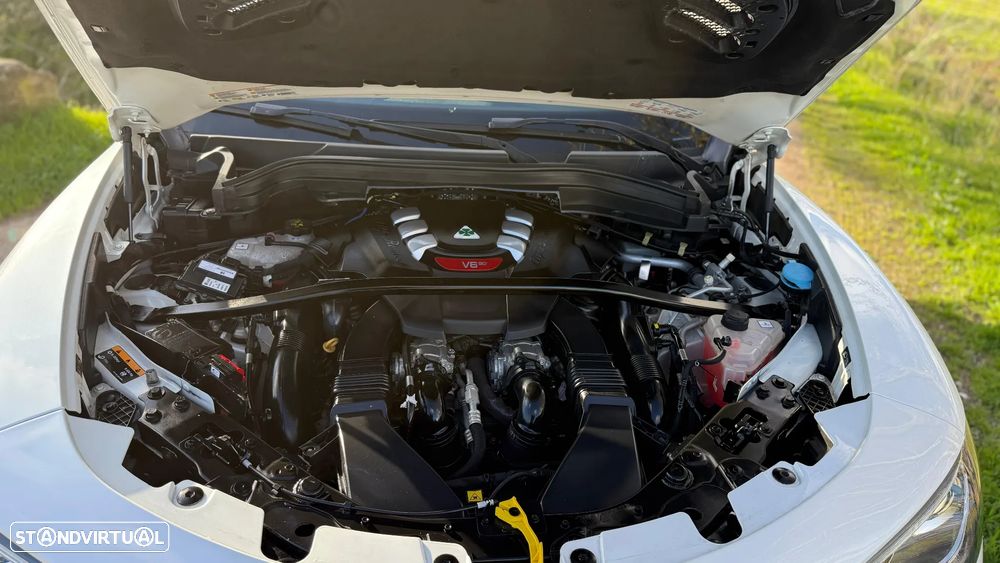 Alfa Romeo Stelvio V6 2.9 Bi-Turbo AT8-Q4 Quadrifoglio - 24