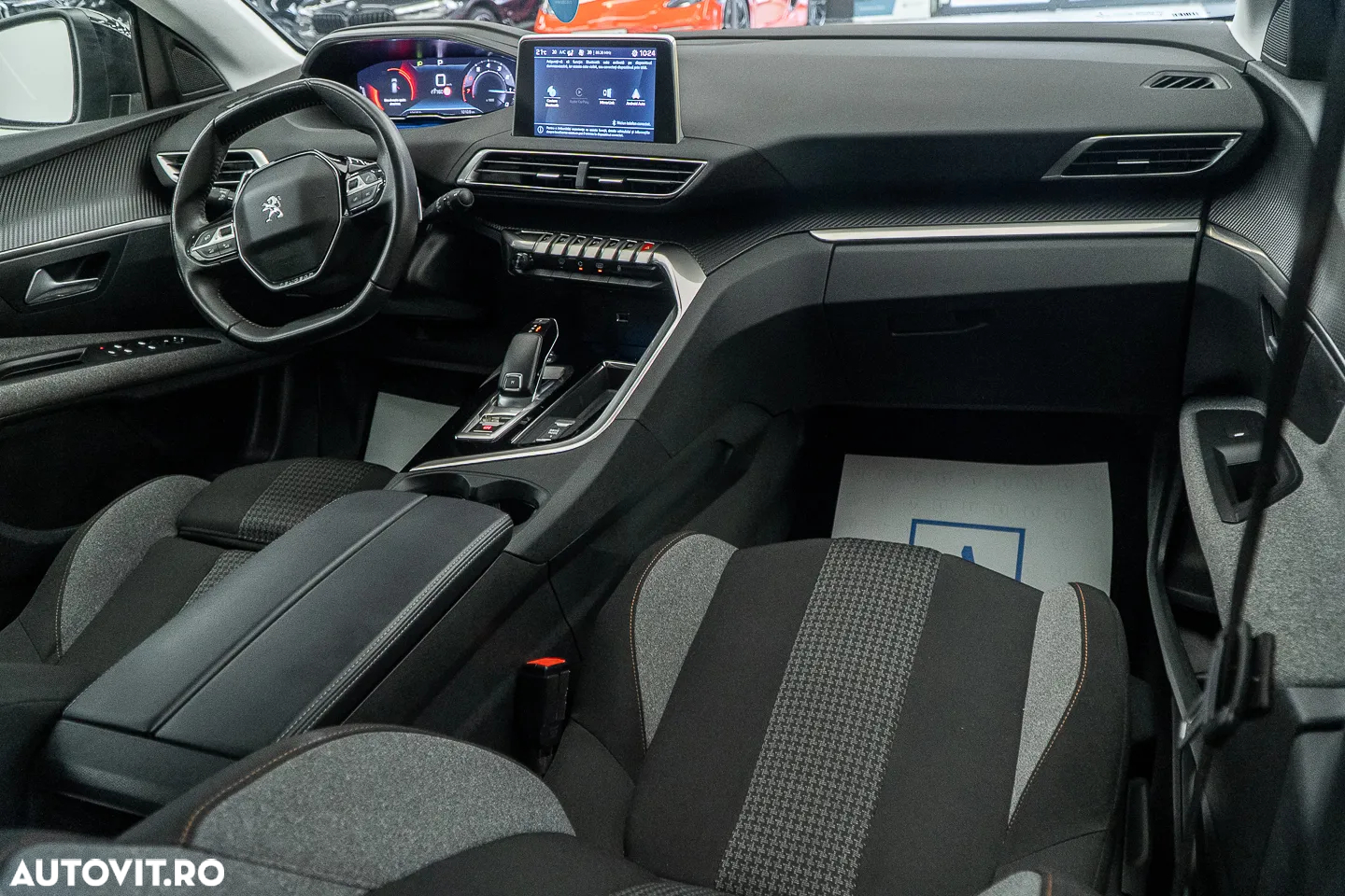 Peugeot 3008 PureTech 130 Stop & Start GPF EAT8 Allure - 3