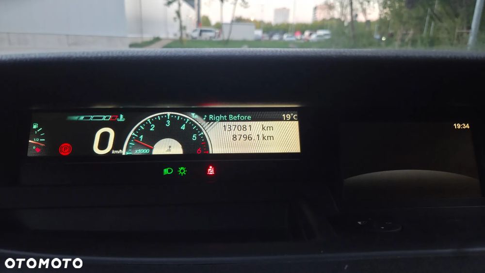 Renault Scenic - 10