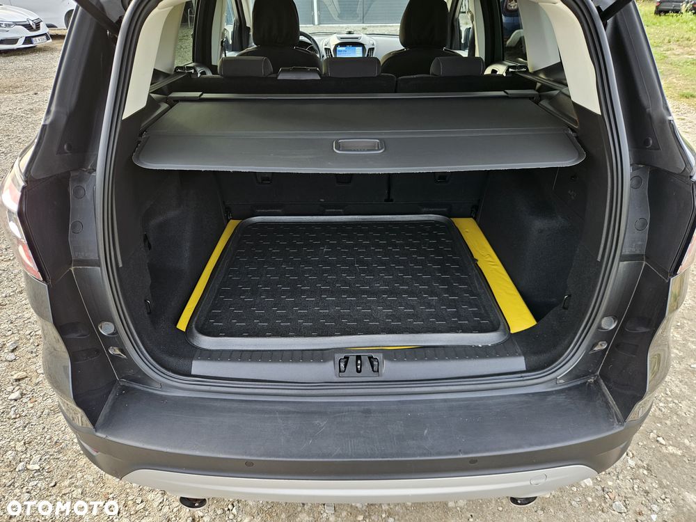 Ford Kuga - 26