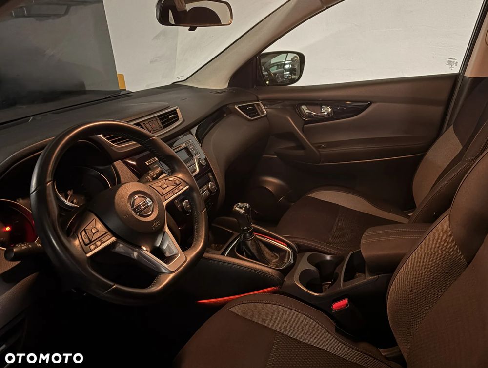 Nissan Qashqai 1.2 DIG-T Acenta EU6 - 8