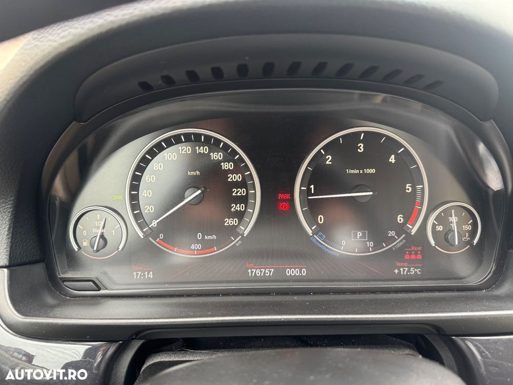 BMW Seria 5 525d xDrive - 10