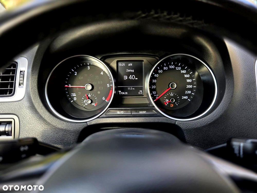 Volkswagen Polo 1.4 TDI Blue Motion Technology Allstar - 32