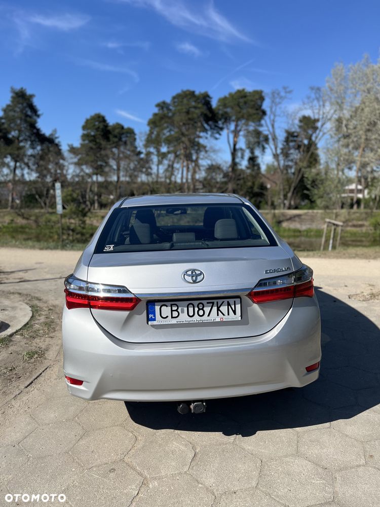 Toyota Corolla - 7