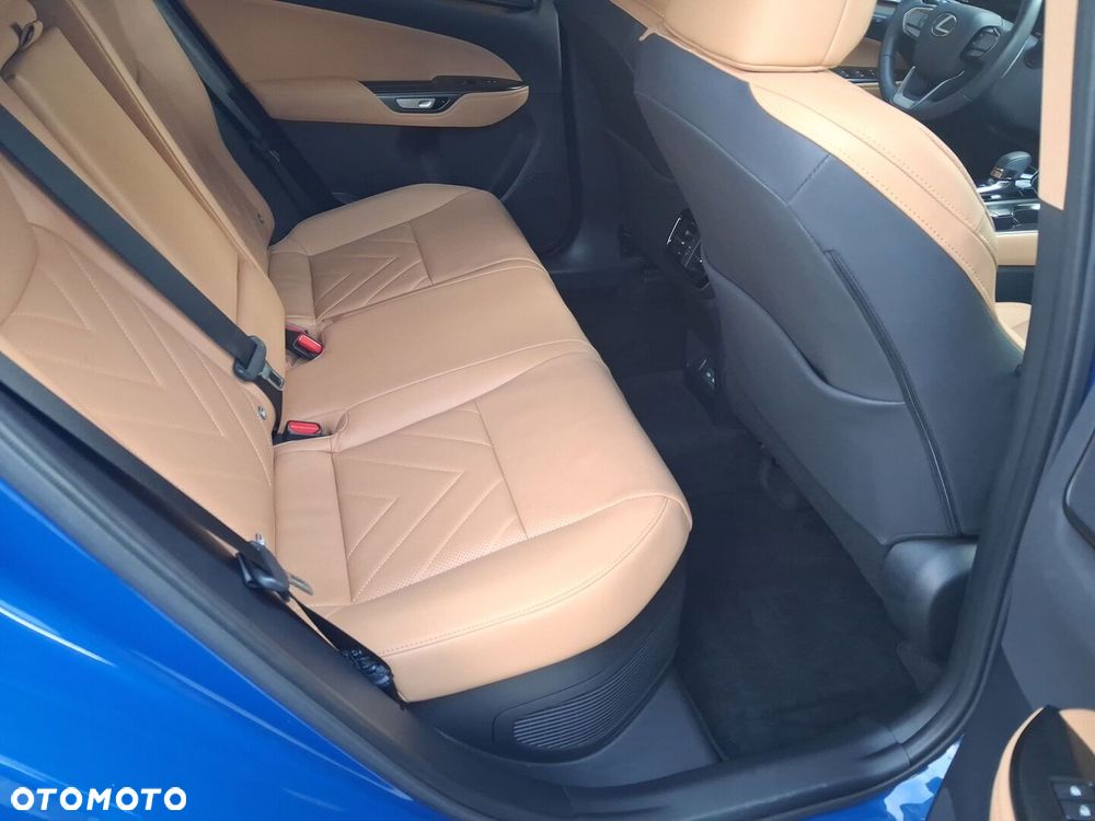 Lexus NX 350h Prestige AWD - 21