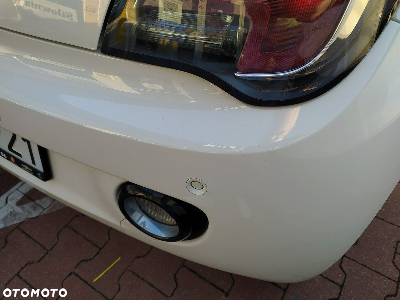 Opel Adam 1.2 - 15