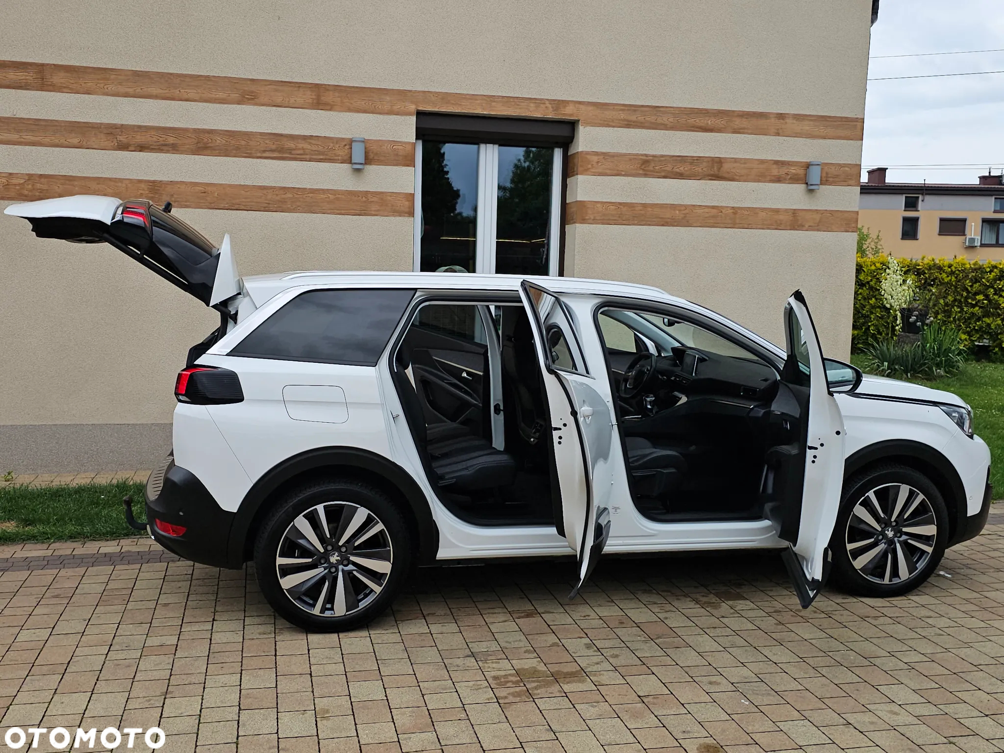 Peugeot 5008 BlueHDI 130 Allure Business-Paket - 19