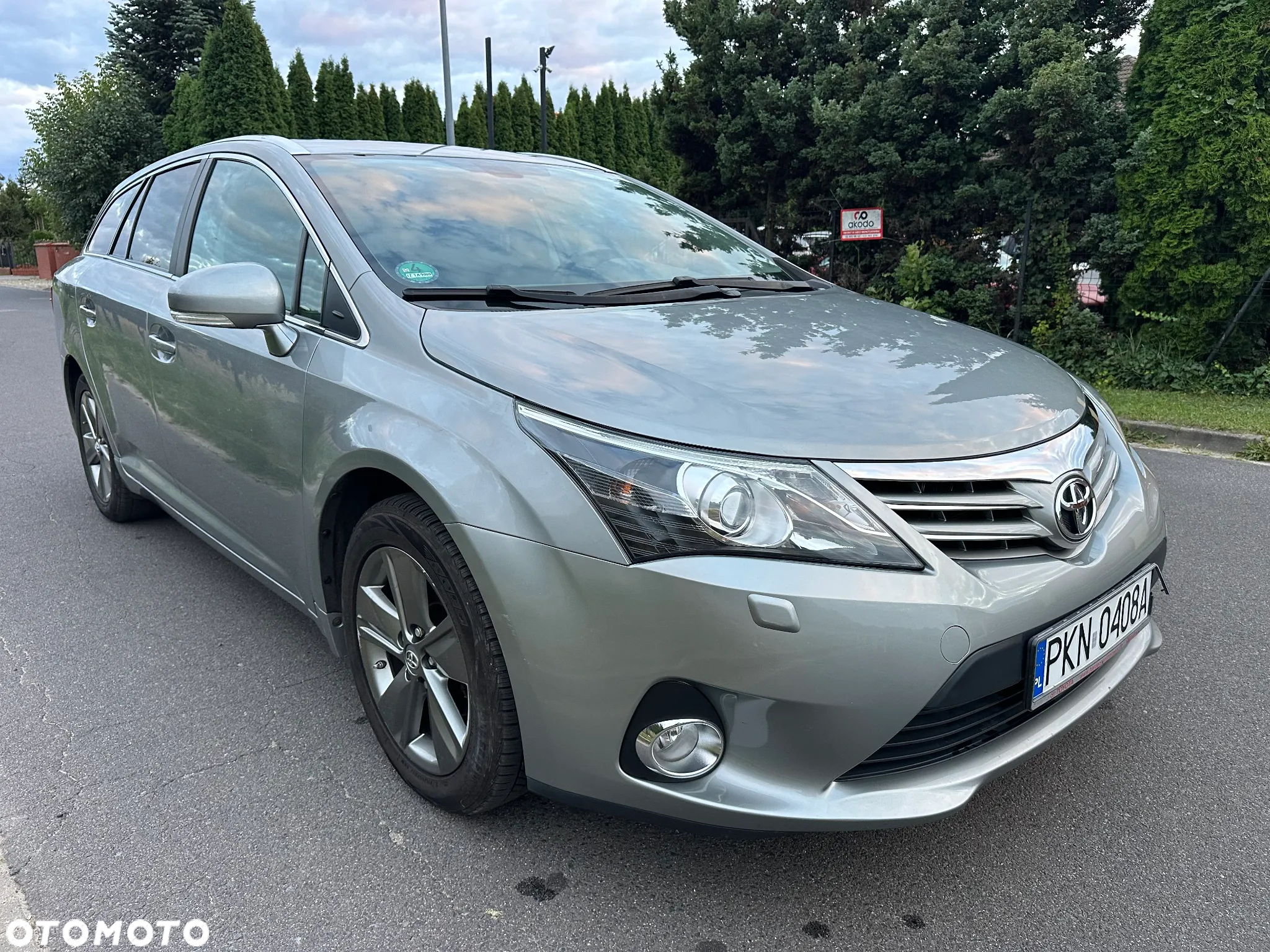 Toyota Avensis Combi 1.8 Executive - 29