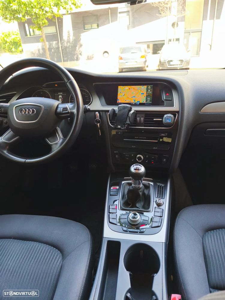 Audi A4 Avant 2.0 TDI - 7