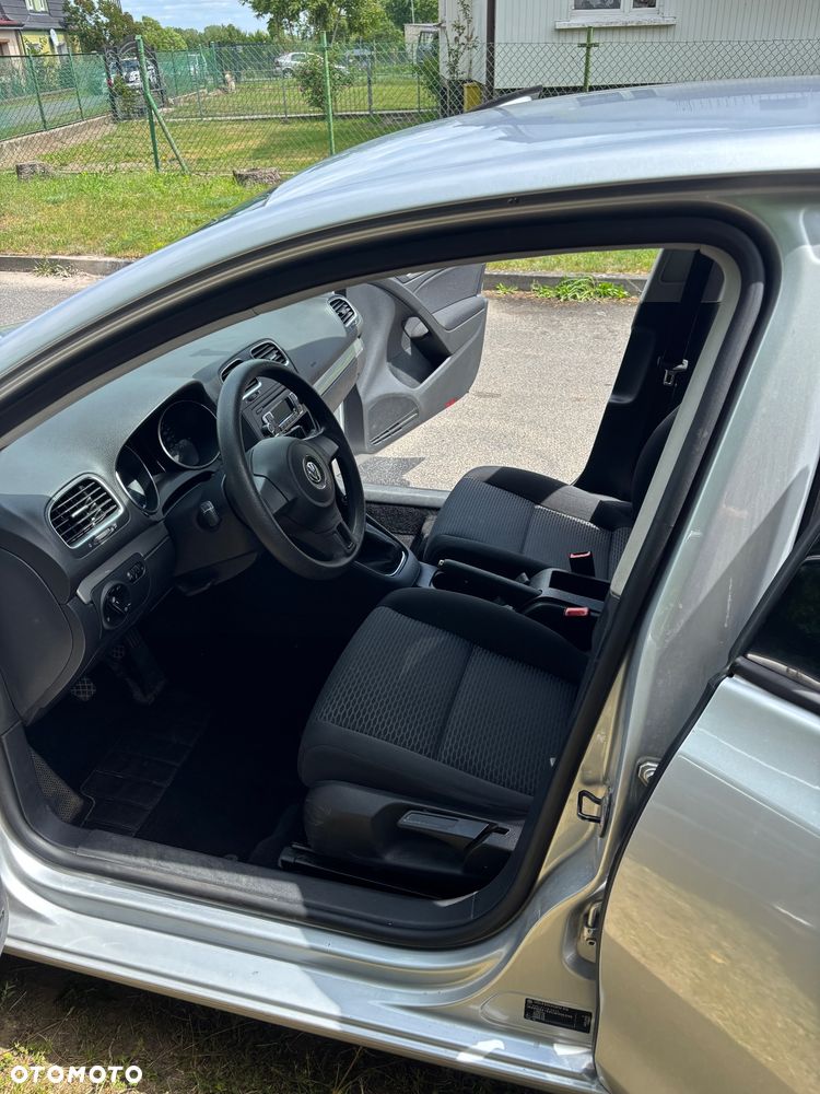 Volkswagen Golf - 9