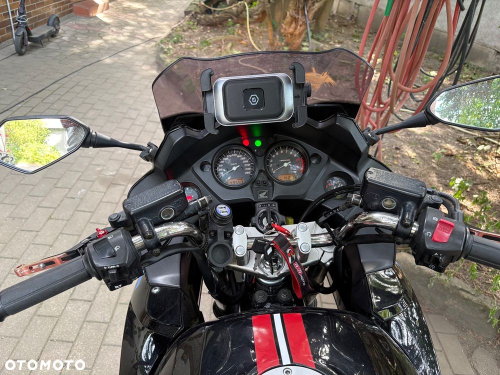 Honda CBF - 7