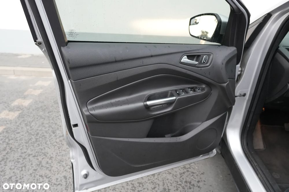 Ford Escape 1.5 EcoBoost AWD SE - 12