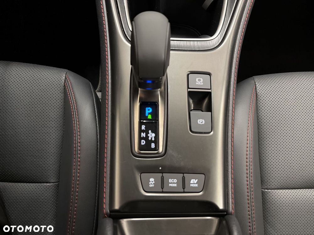 Lexus LBX 1.5 Hybrid Emotion - 18