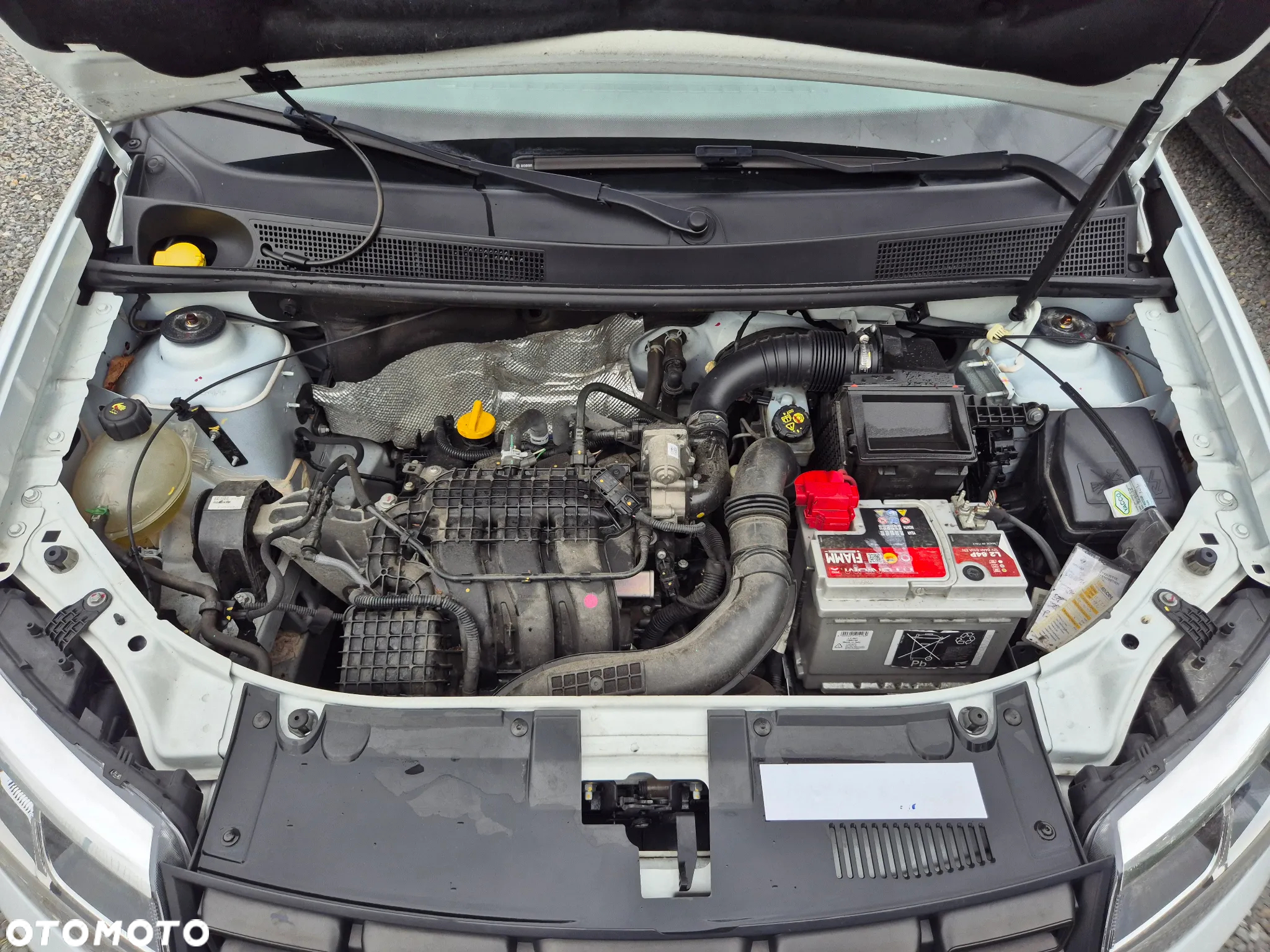 Dacia Sandero SCe 75 Acces - 23