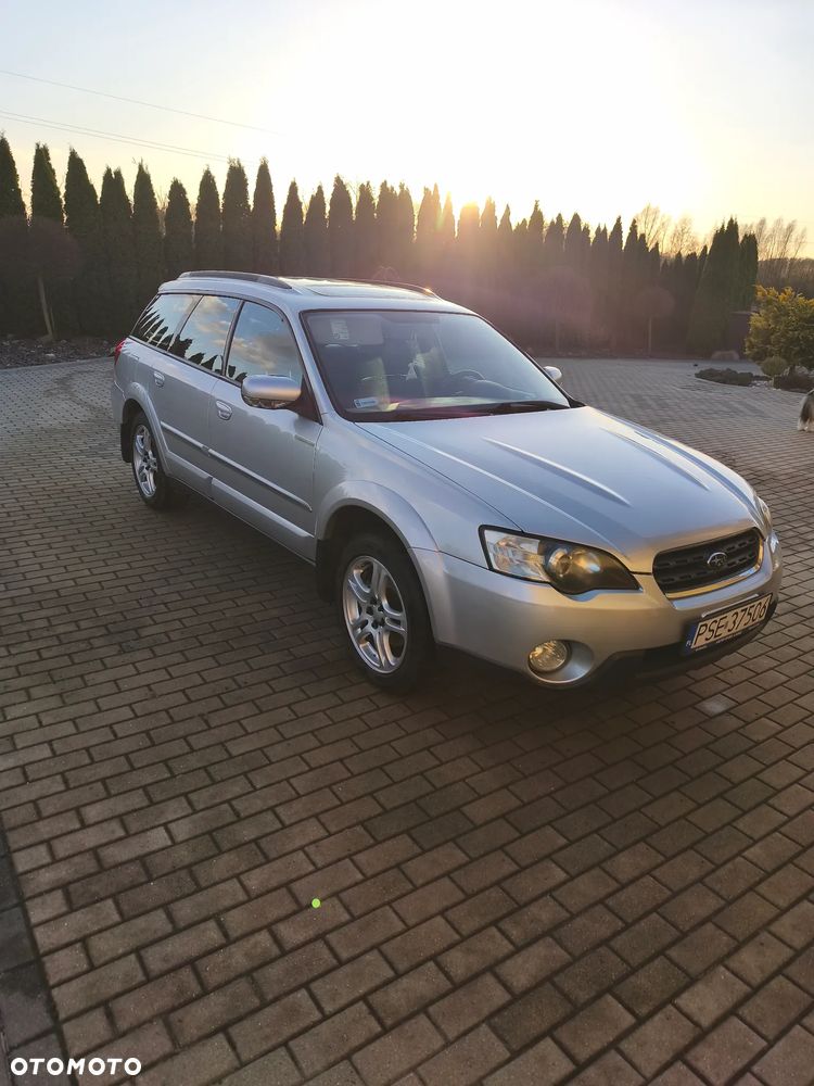Subaru Outback 2.5i MT - 4