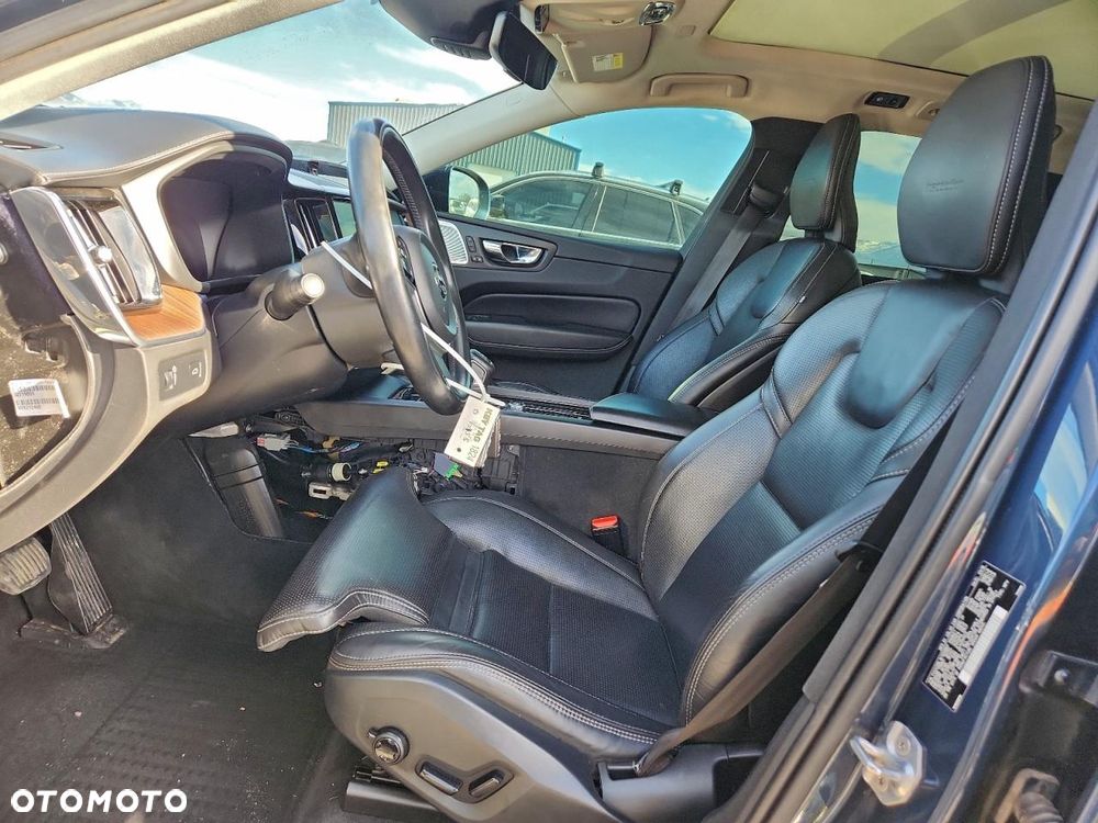 Volvo XC 60 T6 AWD Geartronic Inscription - 8