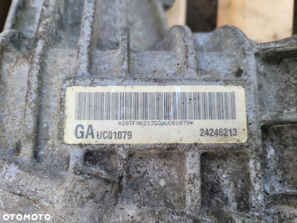 buick enclave reduktor skrzyni przekładnia 3.6b - 2