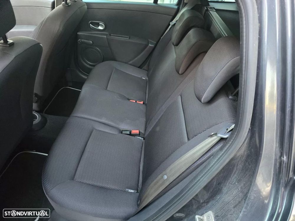 Renault Clio Break 1.2 16V Dynamique - 9