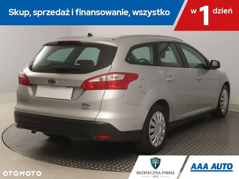 Ford Focus SW - 7
